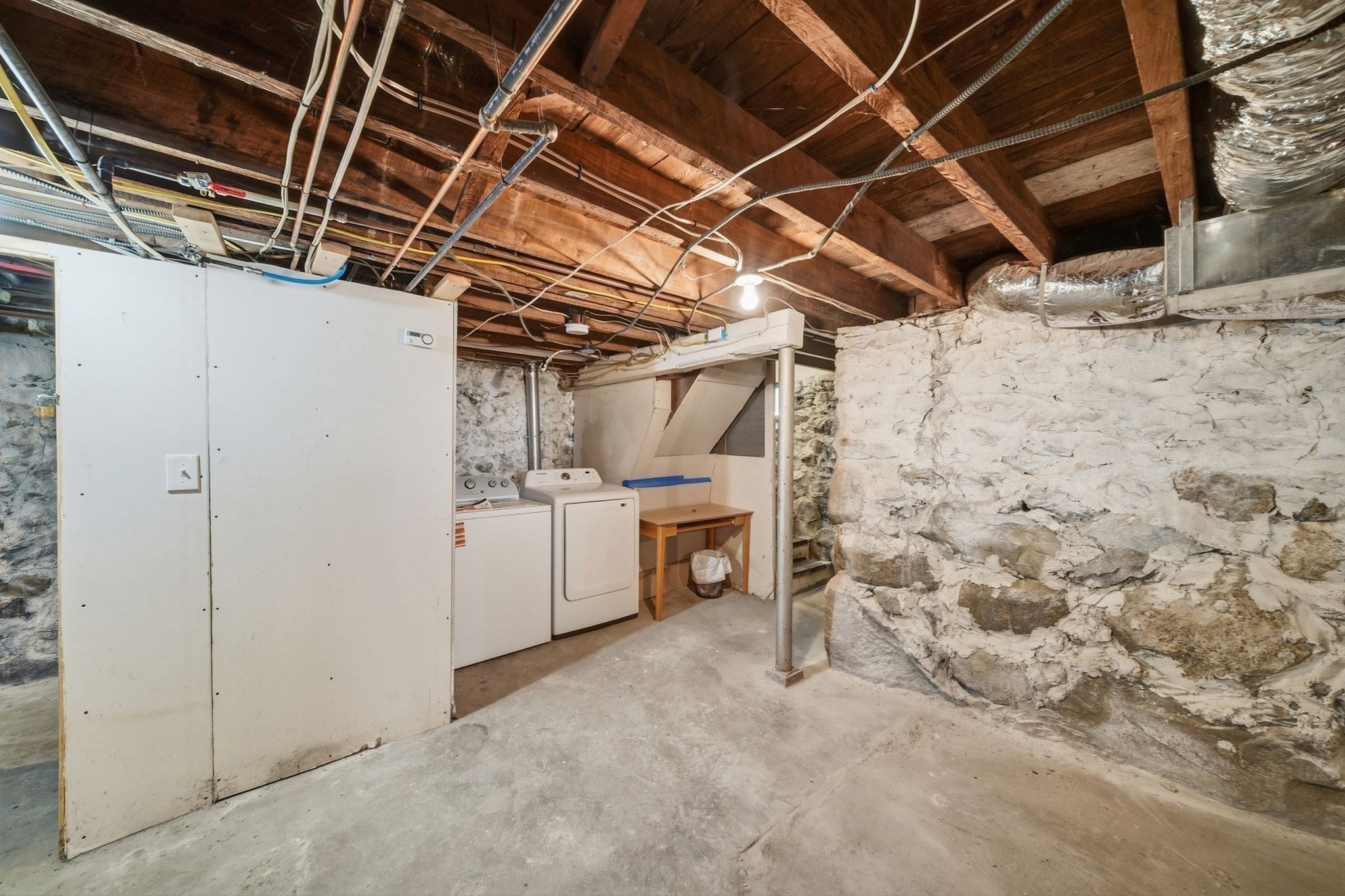 125 Gershom Ave Property Photo 39