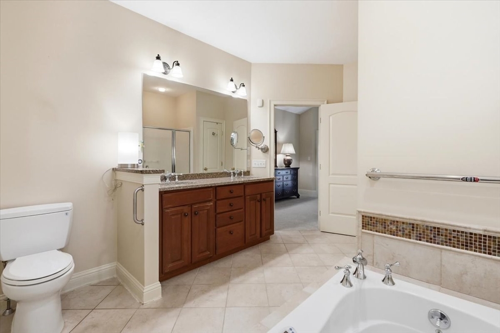 20 Samuel Curtis Way # 20 Property Photo 27