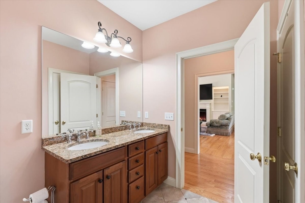 20 Samuel Curtis Way # 20 Property Photo 31