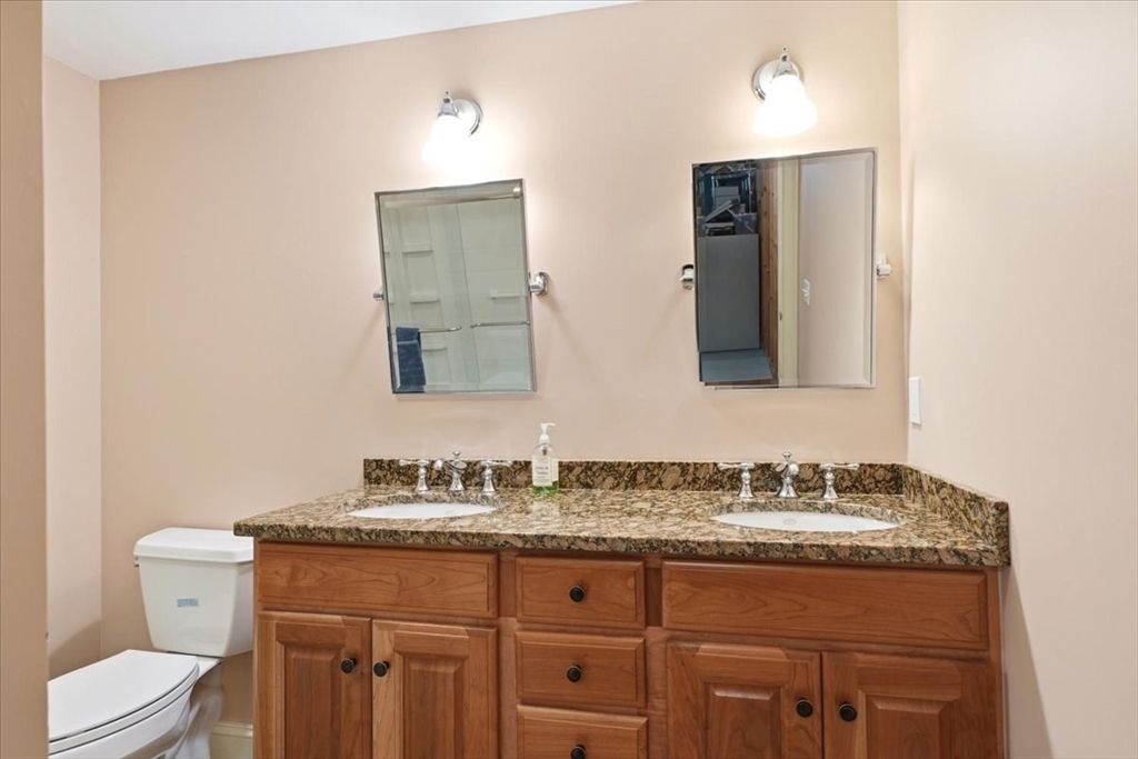 20 Samuel Curtis Way # 20 Property Photo 33