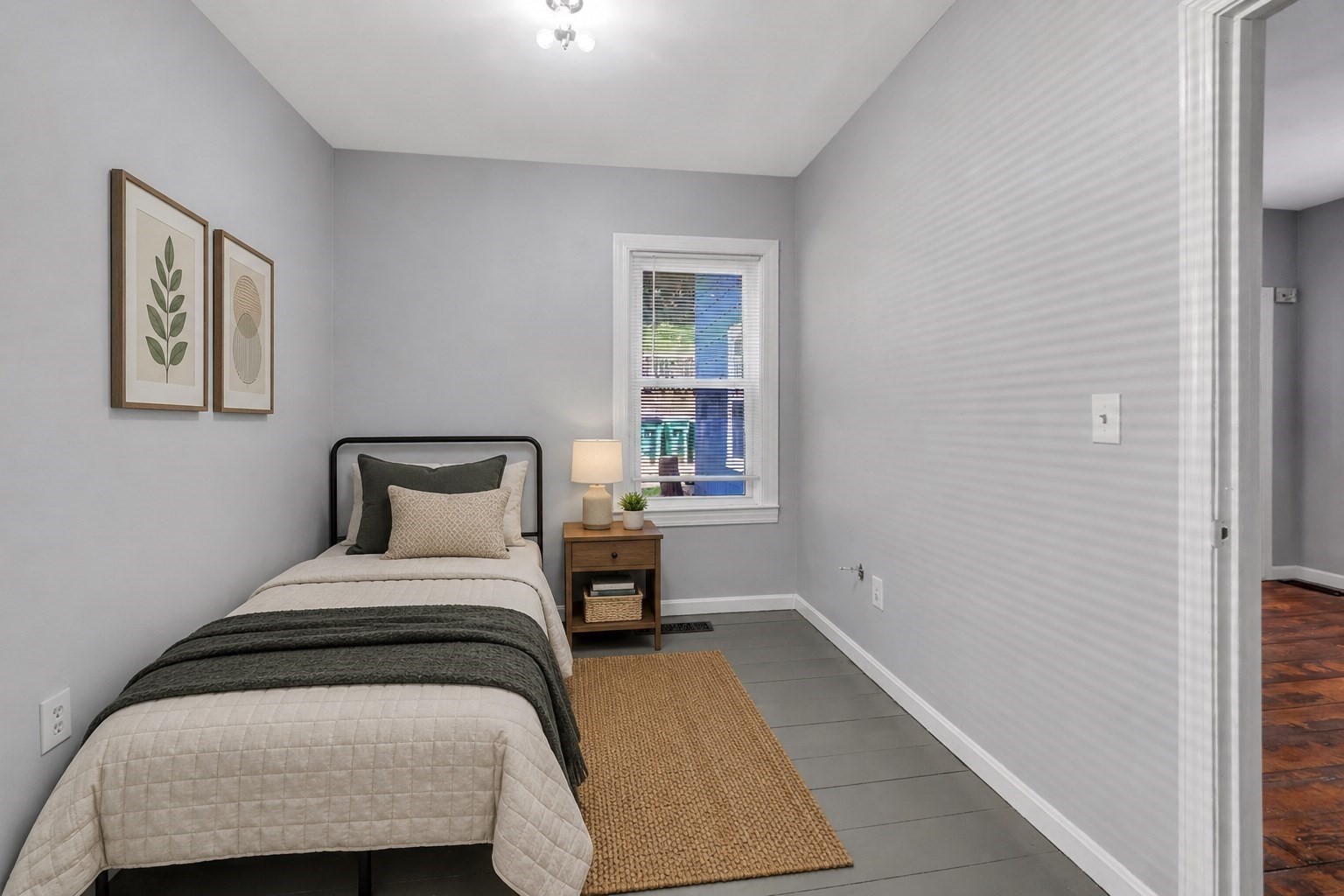 28 Institute St Property Photo 8