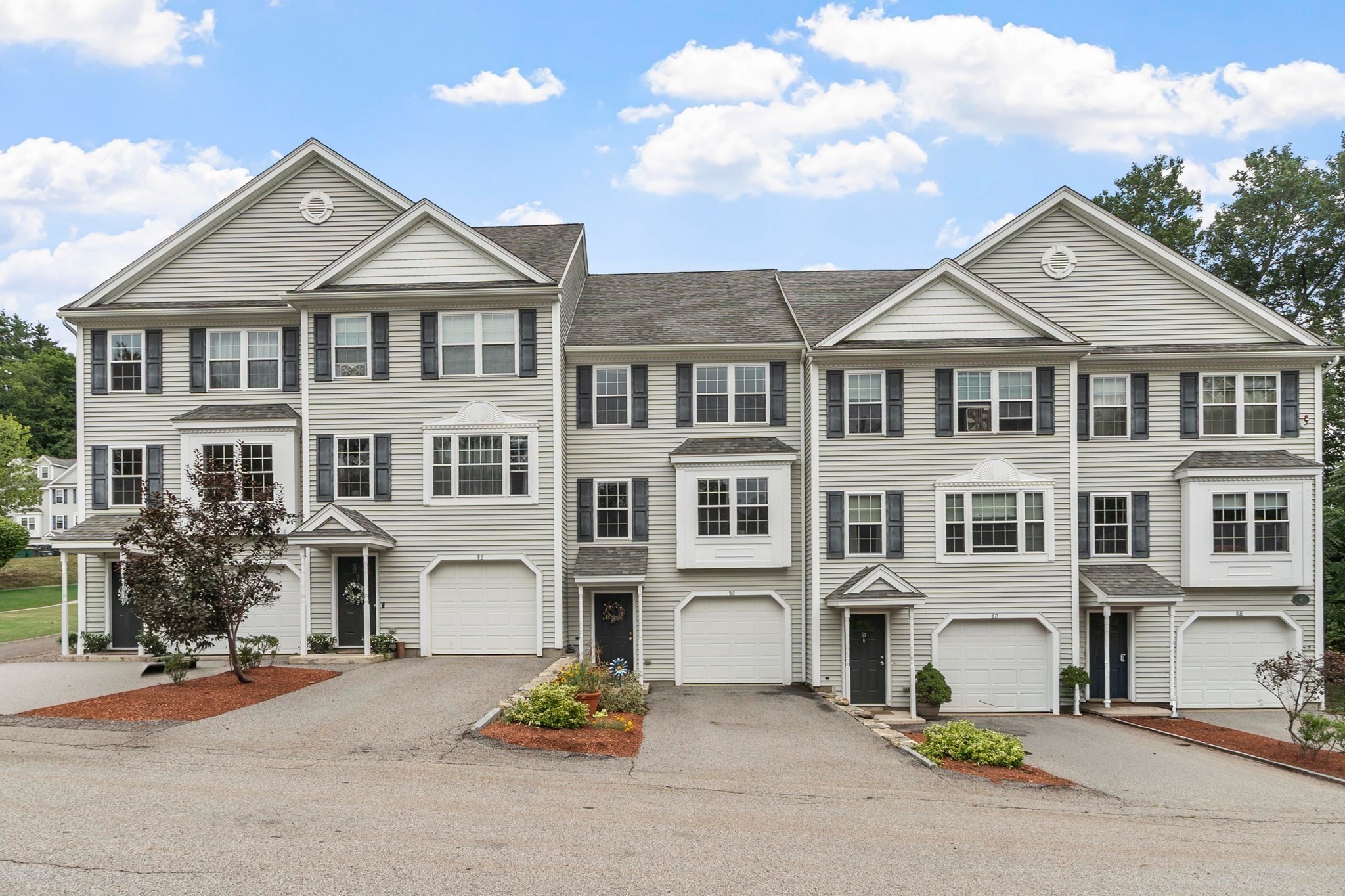 8 Bradley Dr # C Property Photo 1