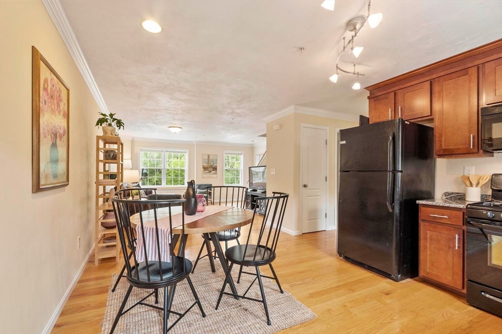 8 Bradley Dr # C Property Photo 5