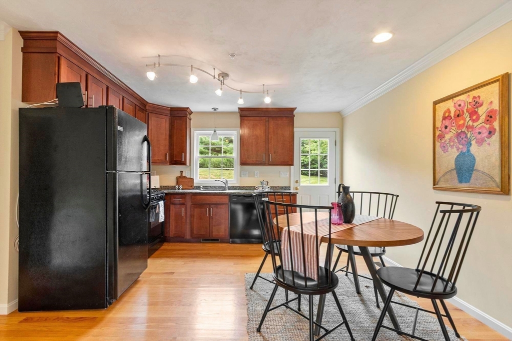 8 Bradley Dr # C Property Photo 6