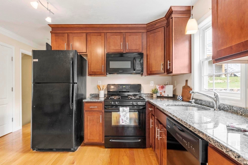 8 Bradley Dr # C Property Photo 8
