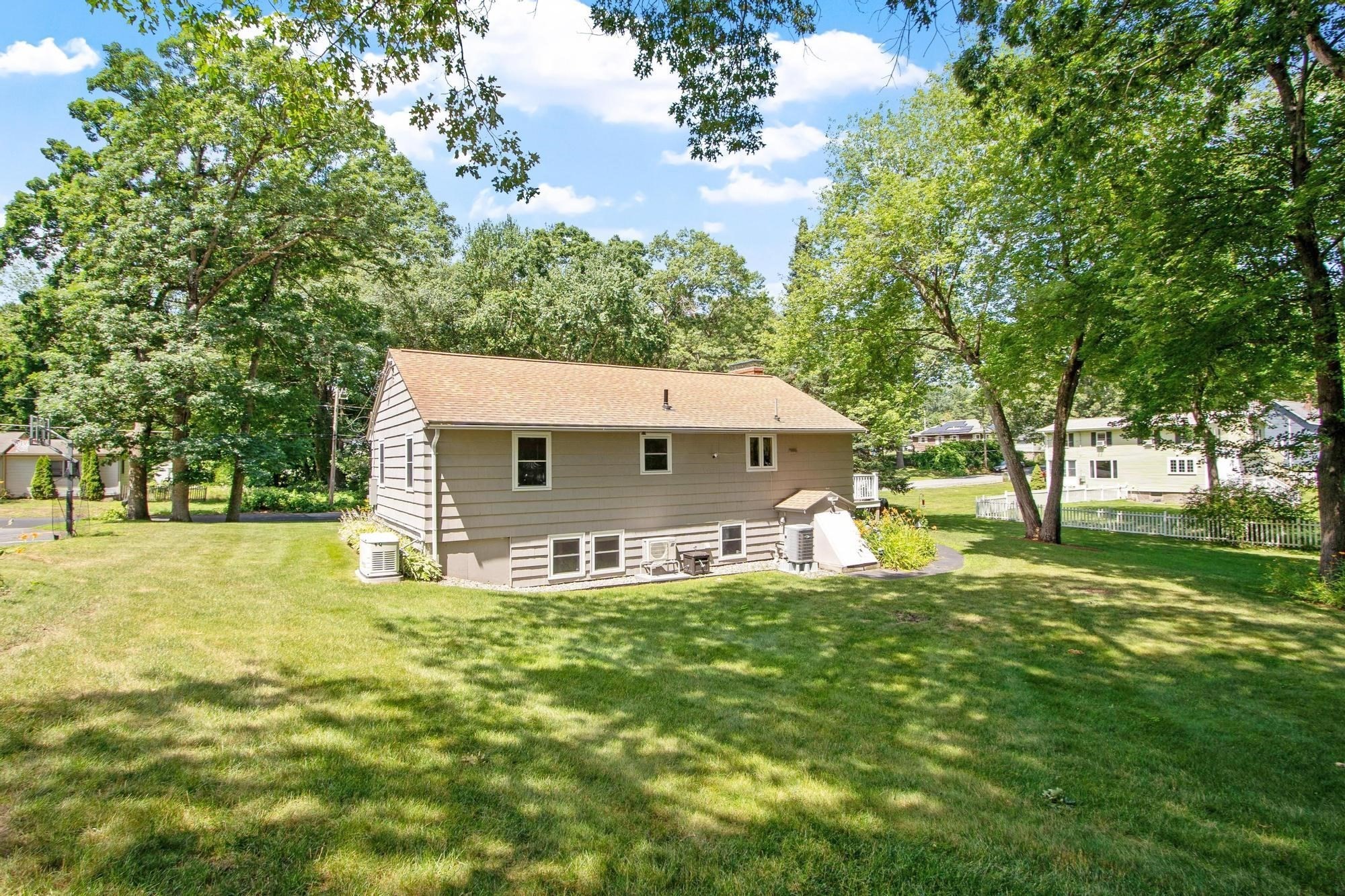 9 Elm Road Property Photo 2