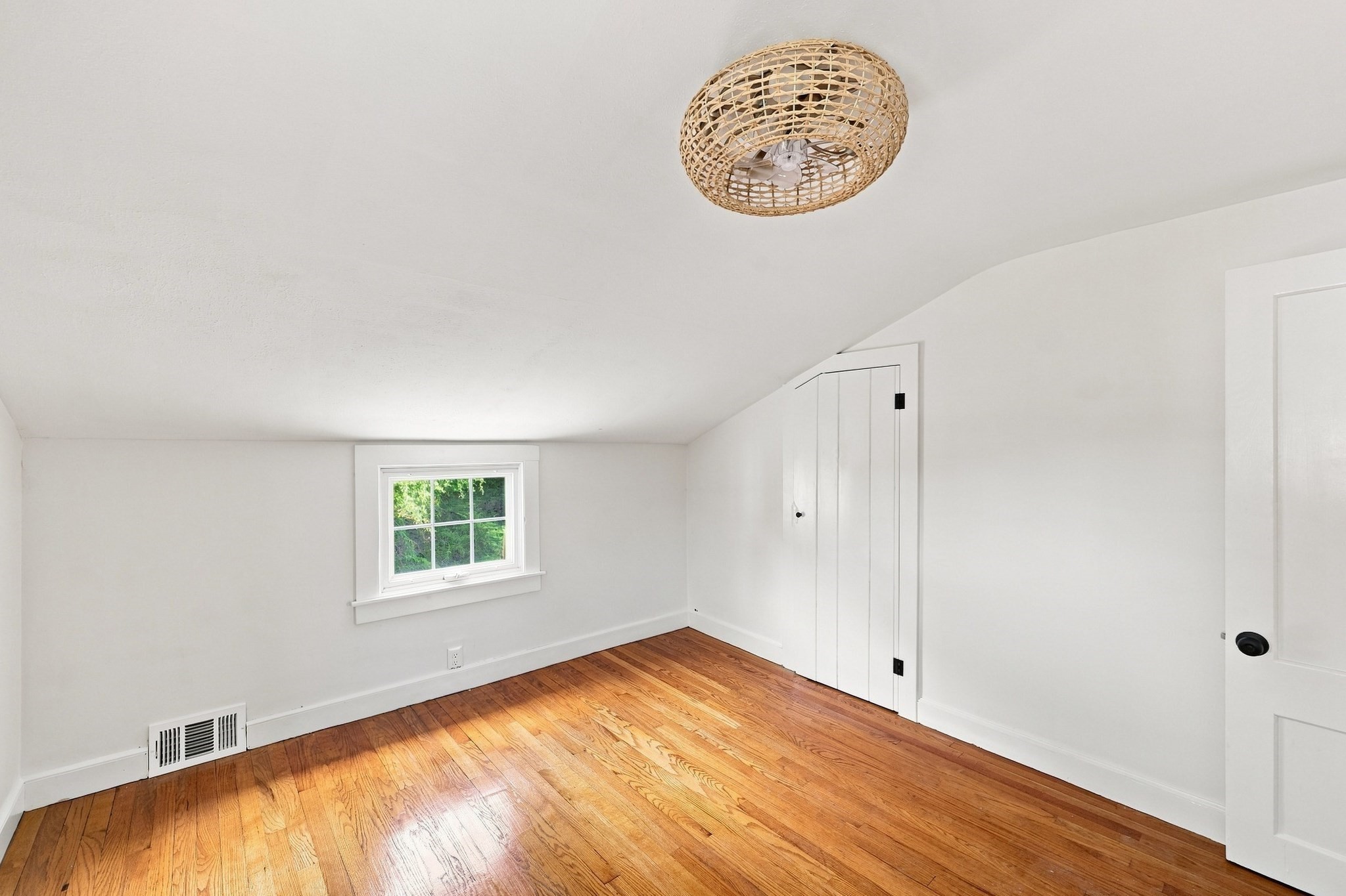 101 Smith Ave Property Photo 24