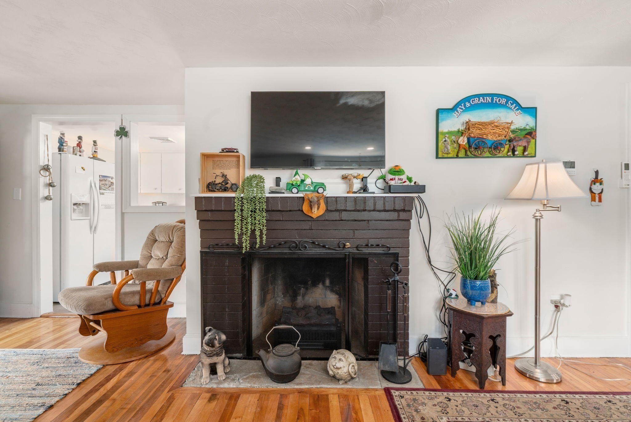 332 Commercial Street Property Photo 6