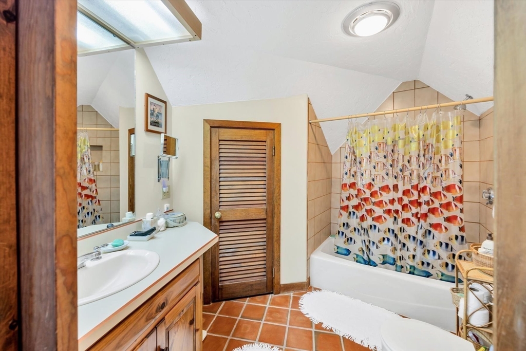 132 Bay Road Property Photo 14