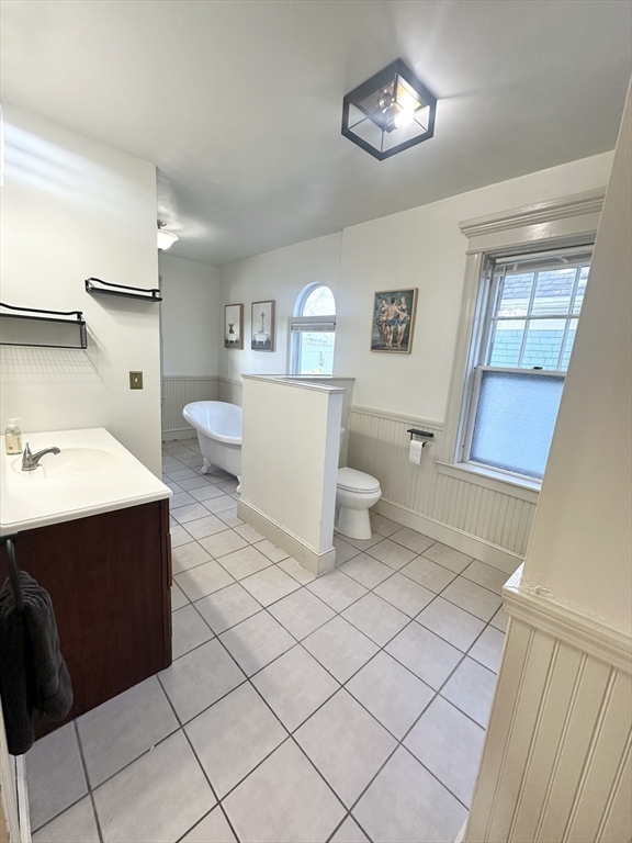 34 Rotch St Property Photo 29