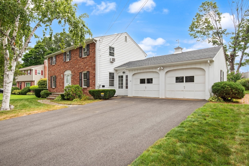 44 Pennsylvania Ave. Property Photo 1