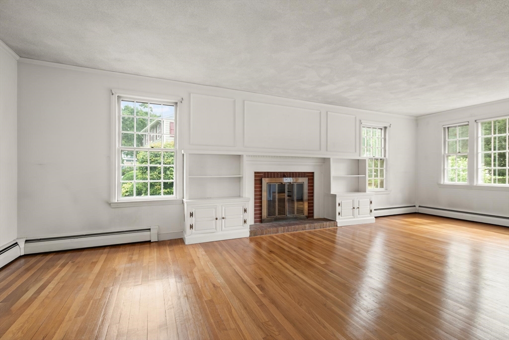 44 Pennsylvania Ave. Property Photo 6