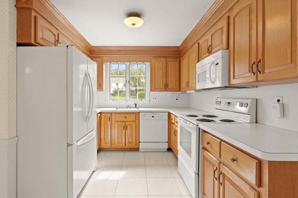 44 Pennsylvania Ave. Property Photo 13