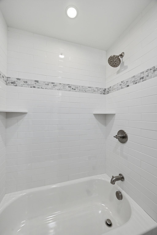 17 Drinkwater Rd Property Photo 18