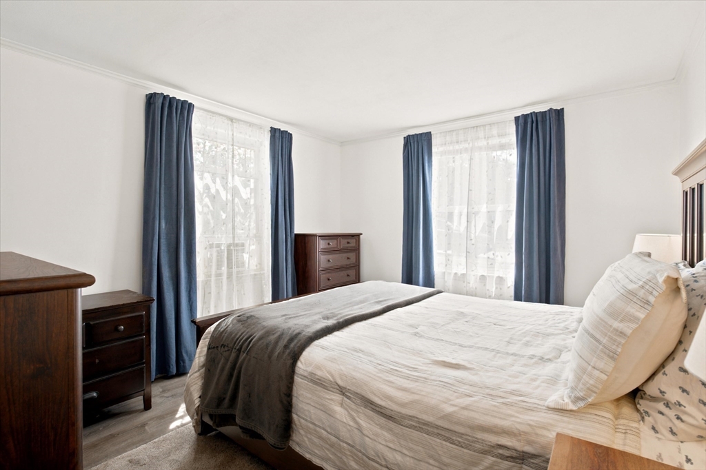 45 Old Country Way Property Photo 16