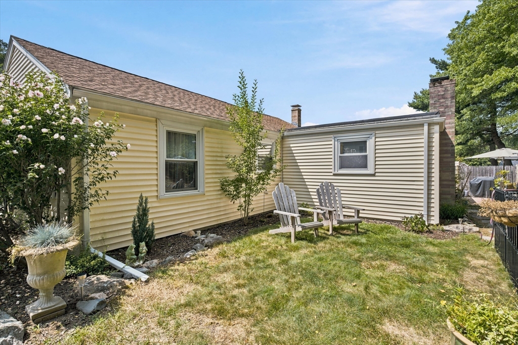45 Old Country Way Property Photo 25
