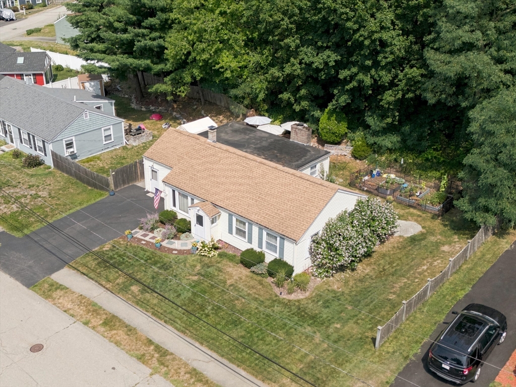 45 Old Country Way Property Photo 27