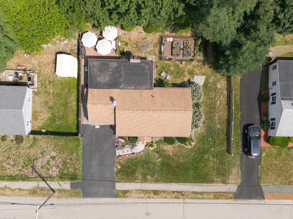 45 Old Country Way Property Photo 28