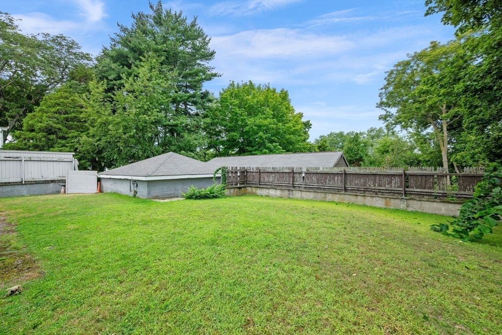 39 Washington St Property Photo 10