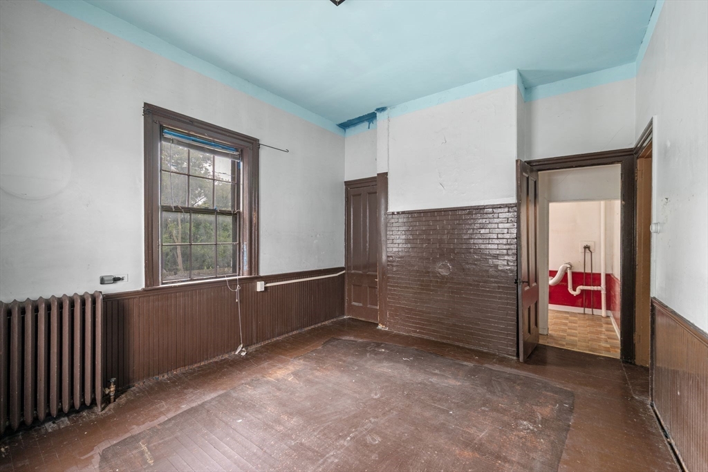 39 Washington St Property Photo 21