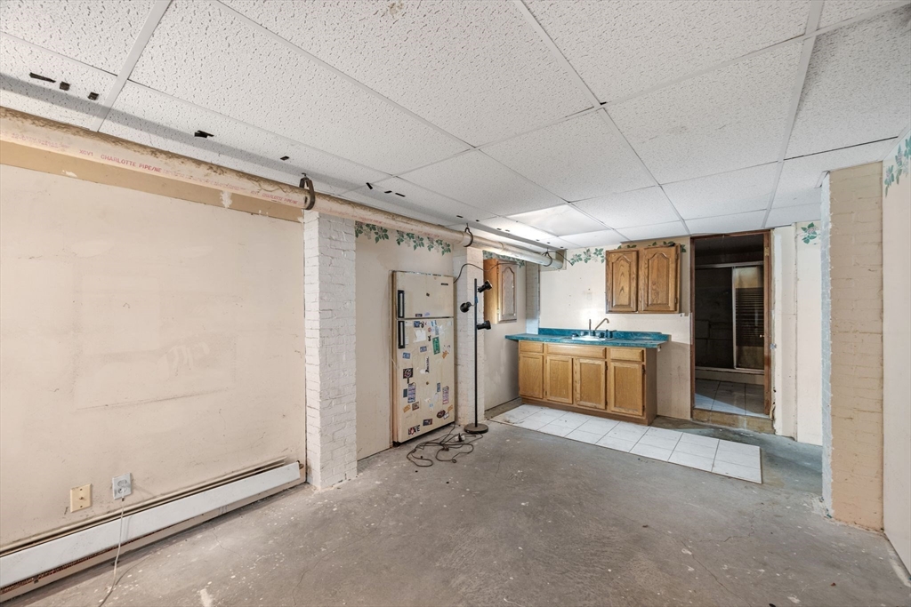 39 Washington St Property Photo 37
