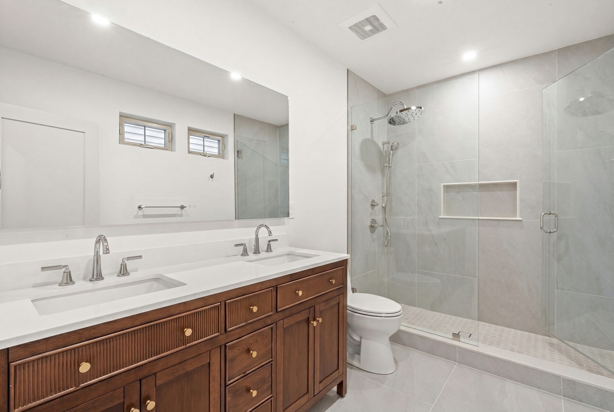 17 Princeton St # 1a Property Photo 7