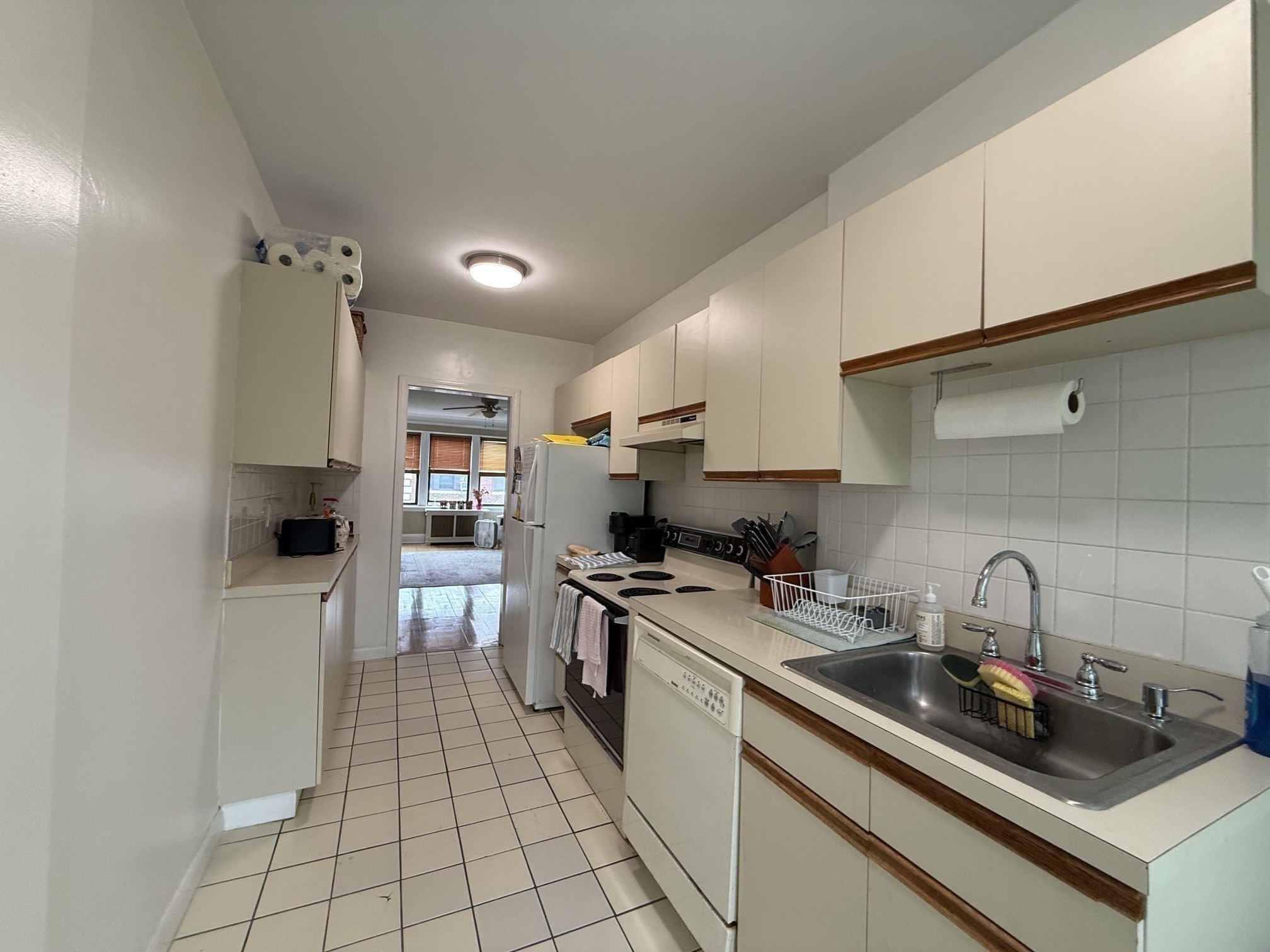 145 Englewood Ave # 42 Property Photo 17