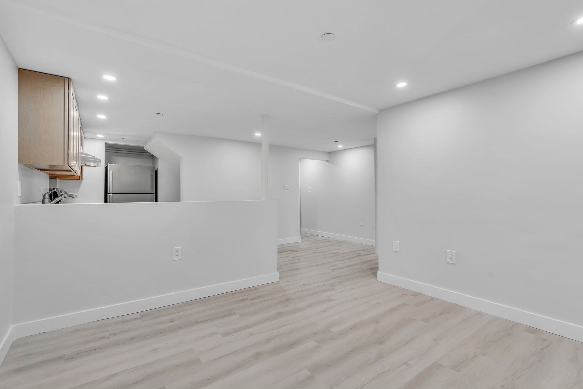 74 Ruthven # G Property Photo 5