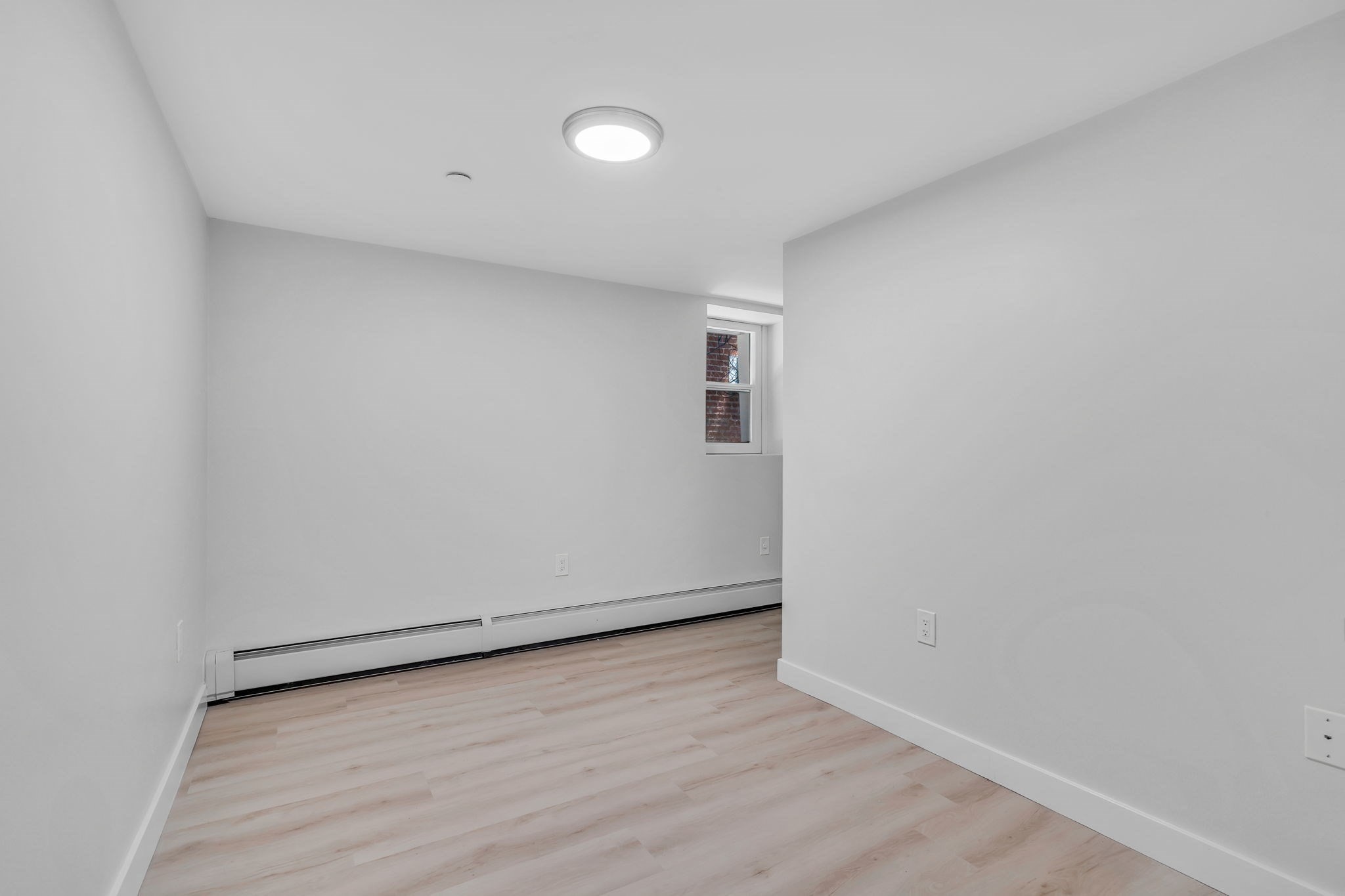 74 Ruthven # G Property Photo 8