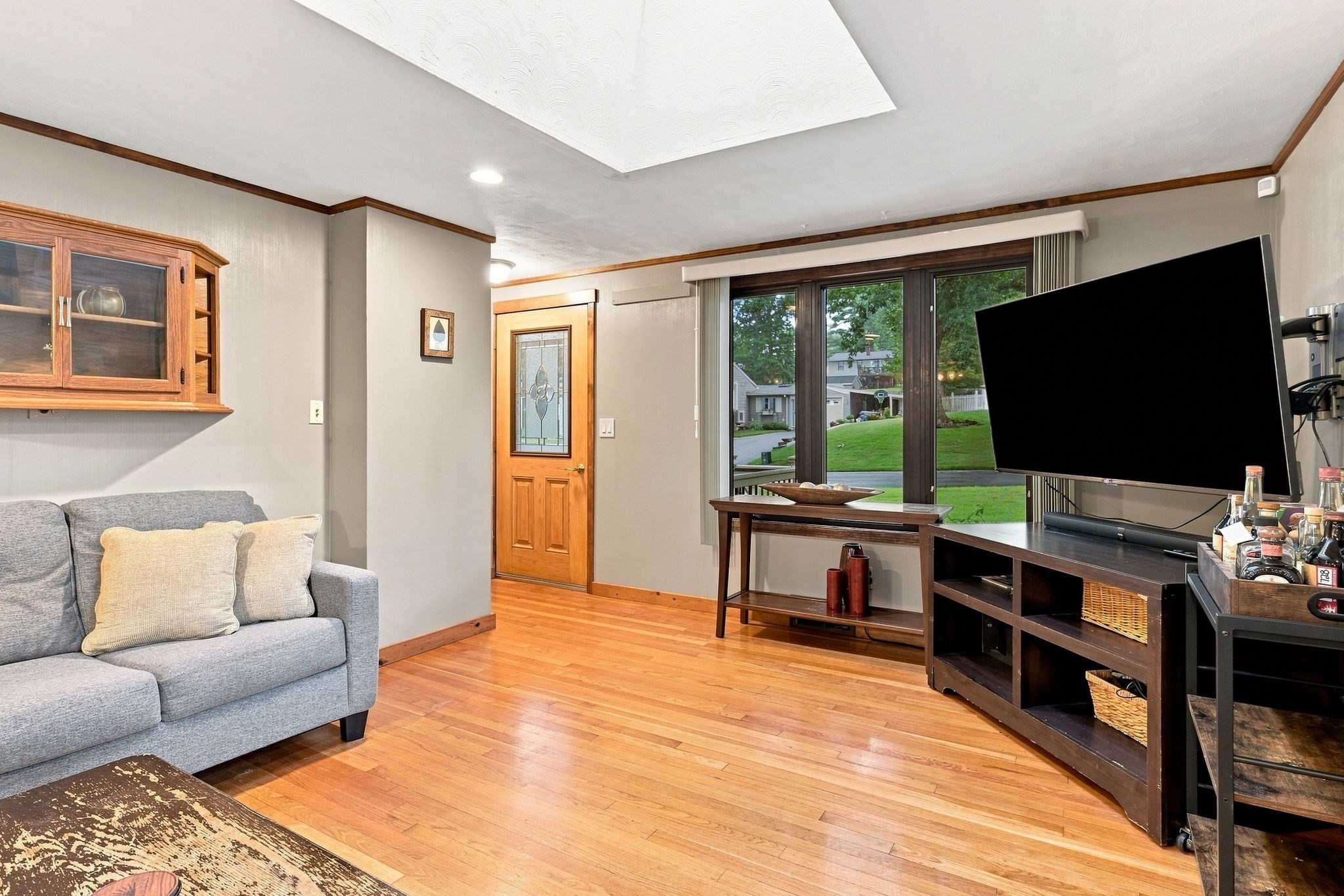 68 Feltham Rd Property Photo 8