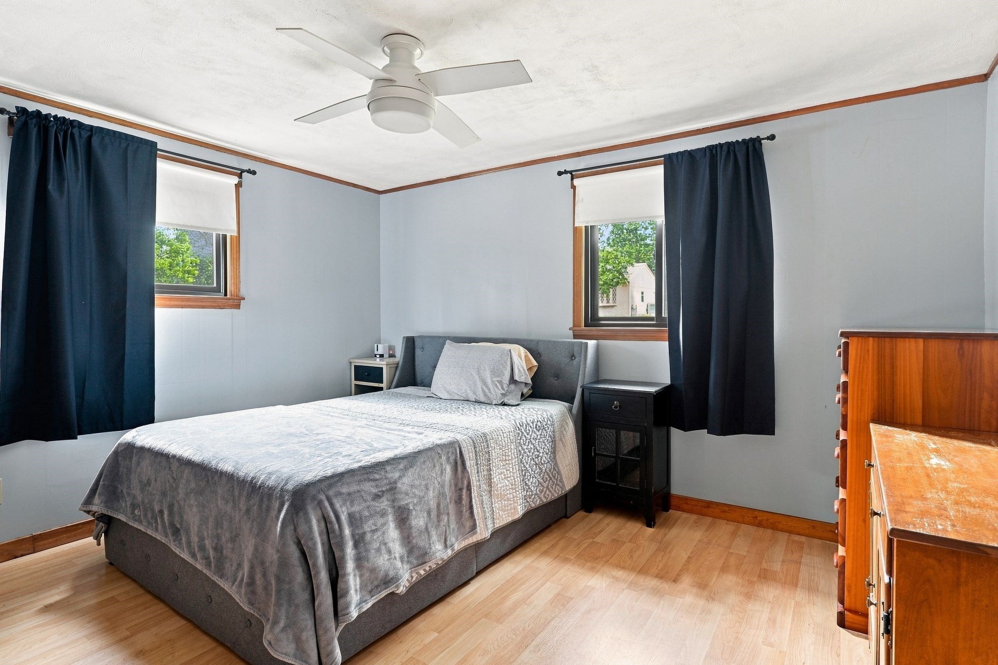68 Feltham Rd Property Photo 24