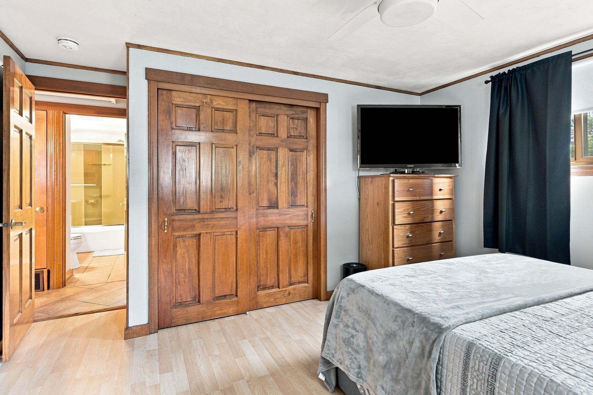 68 Feltham Rd Property Photo 27