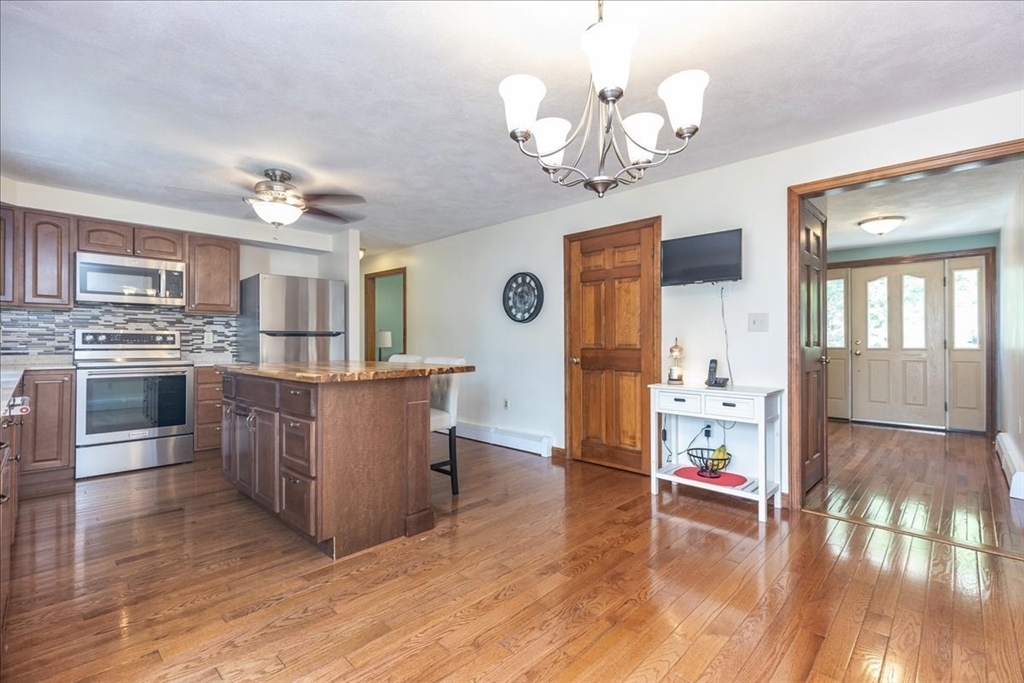 36 Thomas Ave Property Photo 10
