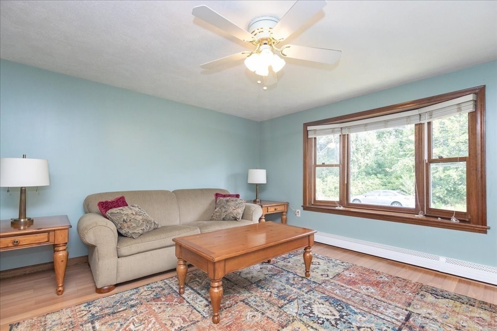 36 Thomas Ave Property Photo 12