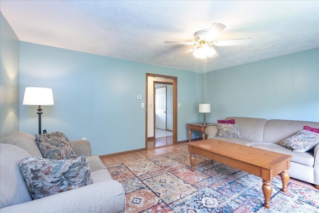 36 Thomas Ave Property Photo 13