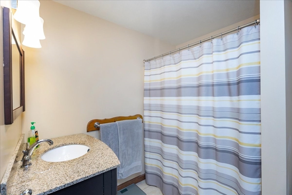 36 Thomas Ave Property Photo 15