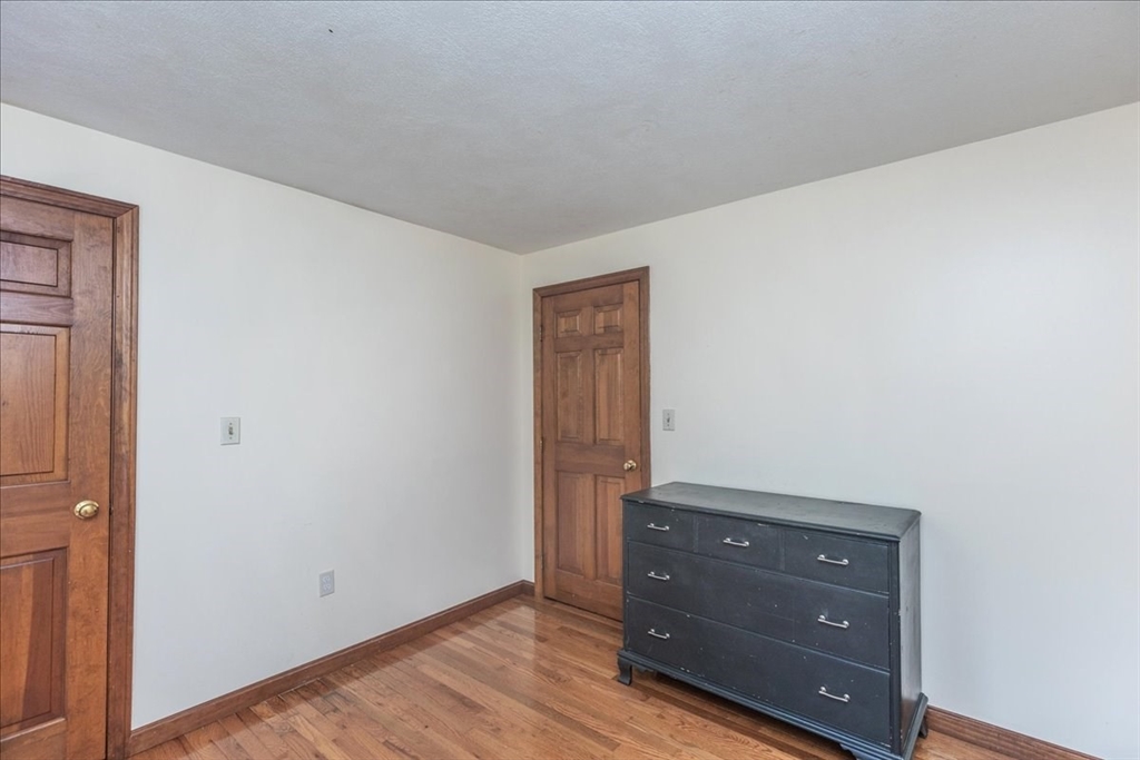 36 Thomas Ave Property Photo 25