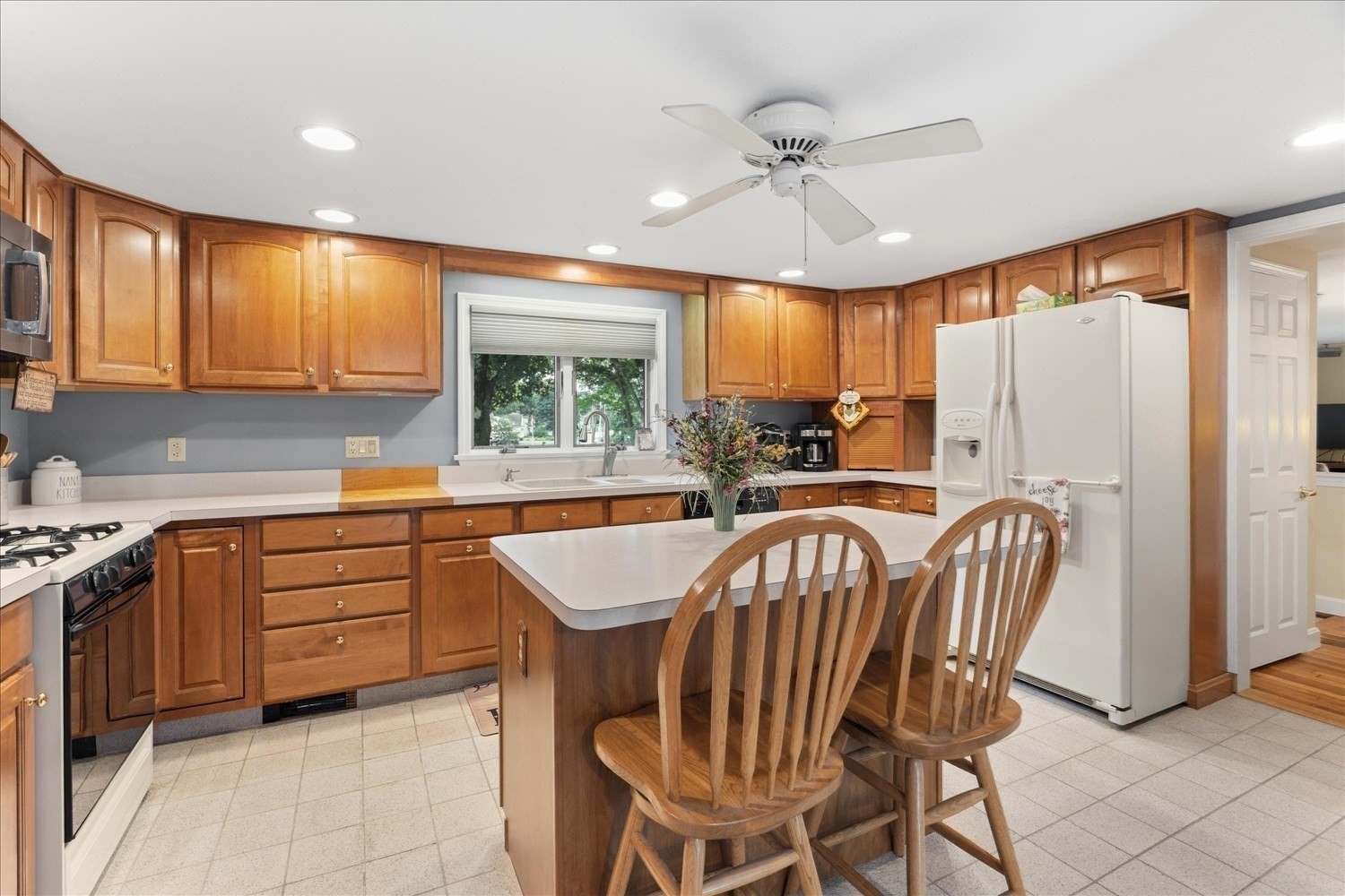 16 Park Lane Property Photo 12