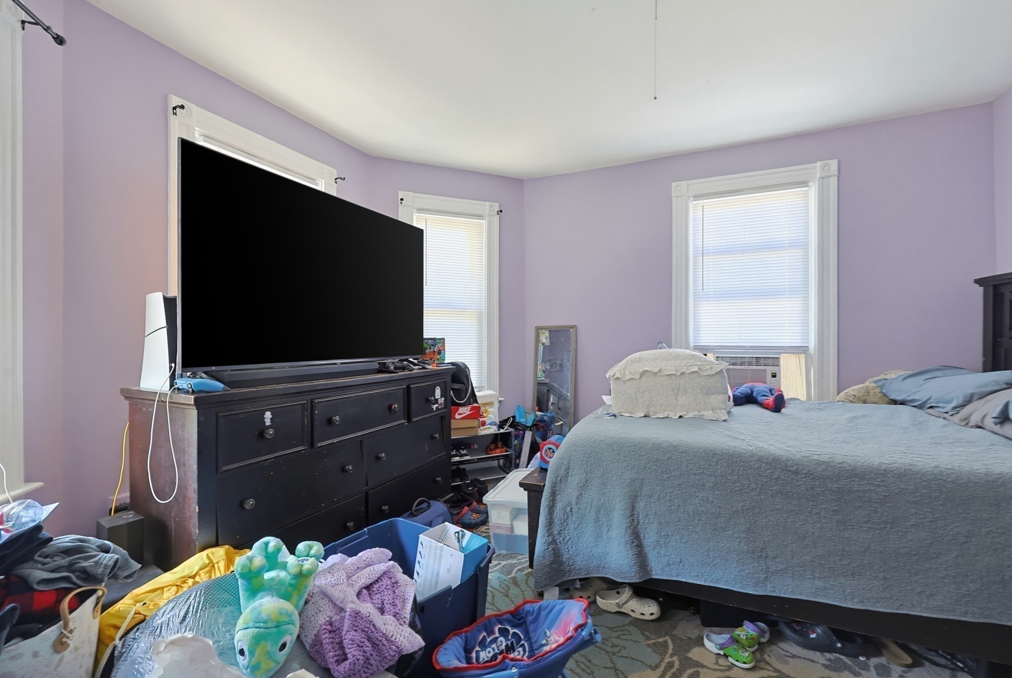 118 Irvington St Property Photo 12