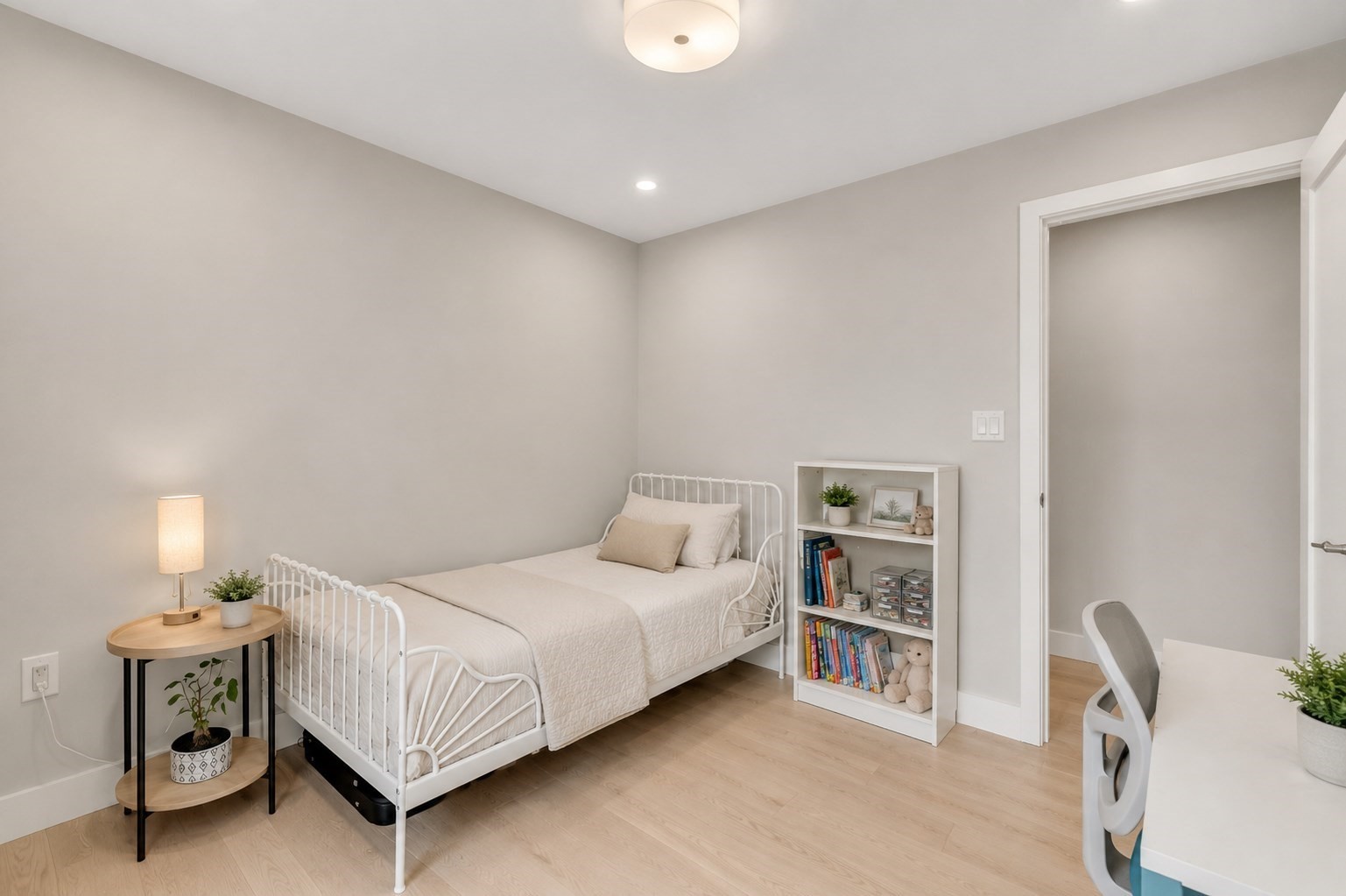 366 Massachusetts Ave # 366 Property Photo 24