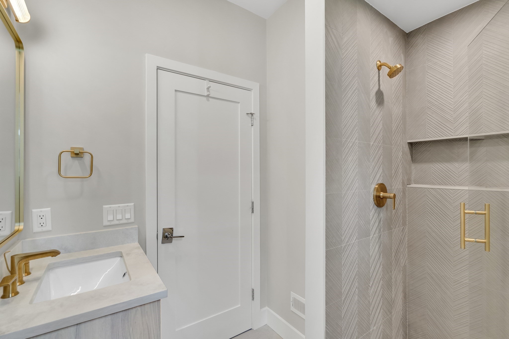 366 Massachusetts Ave # 366 Property Photo 35