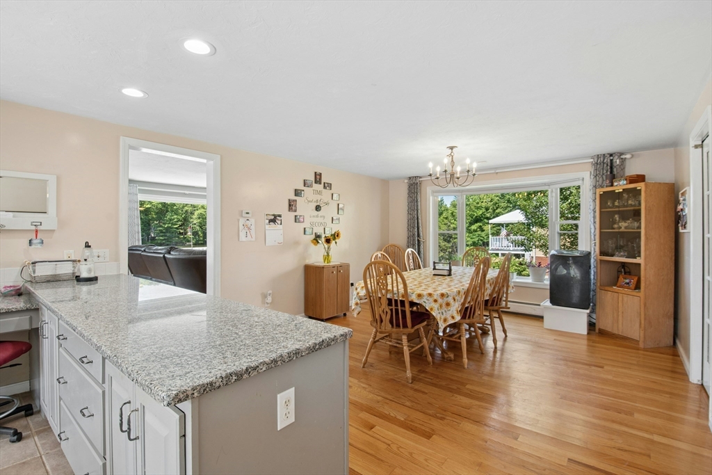 19 Lake Ave Property Photo 10