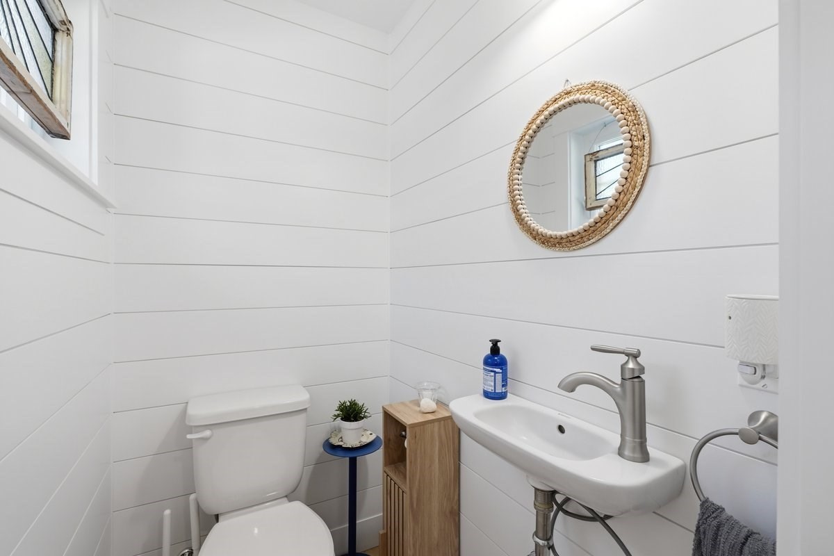 3 Moonlit Trl Property Photo 7