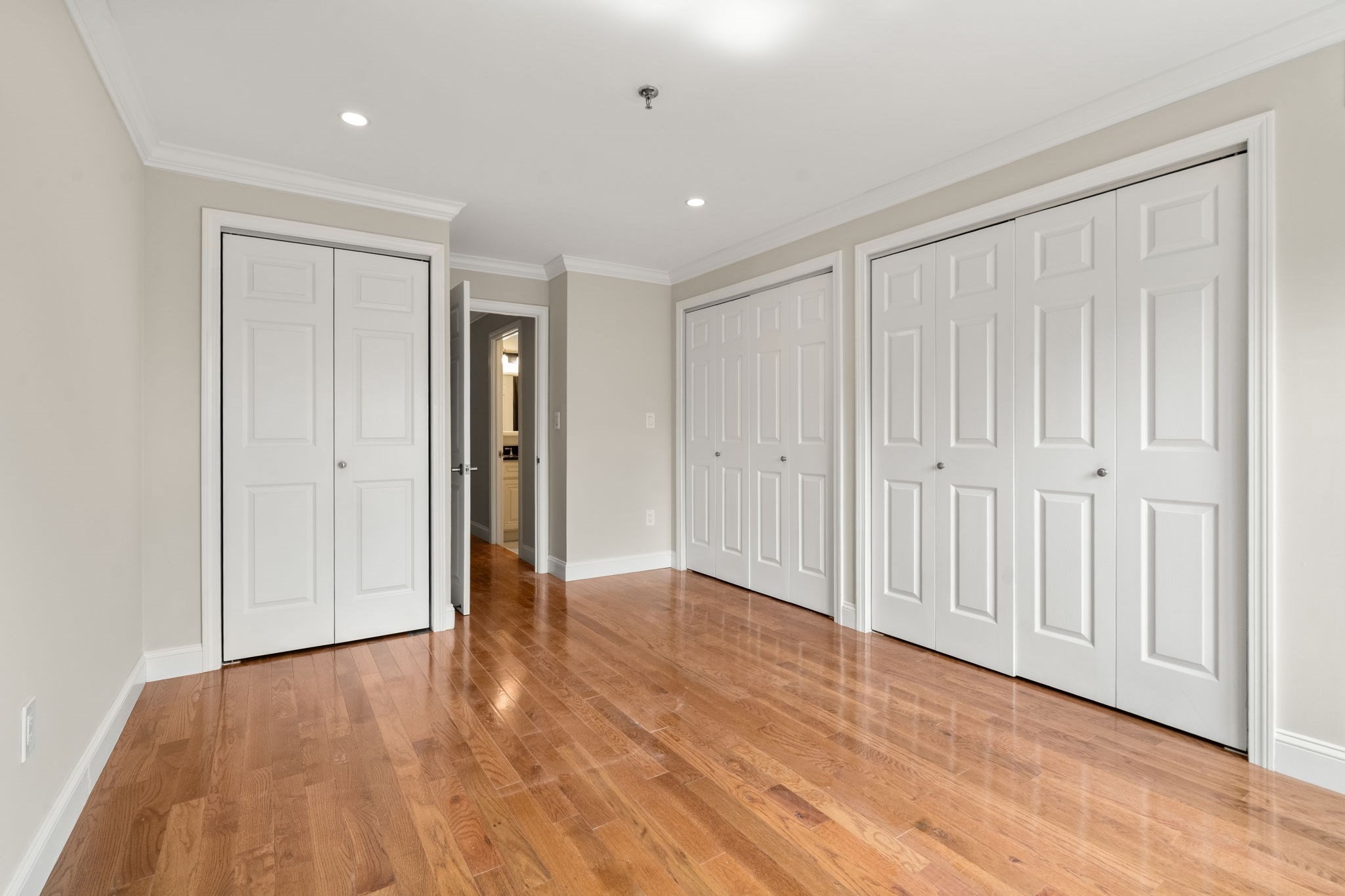 16 Harcourt # 5g Property Photo 16