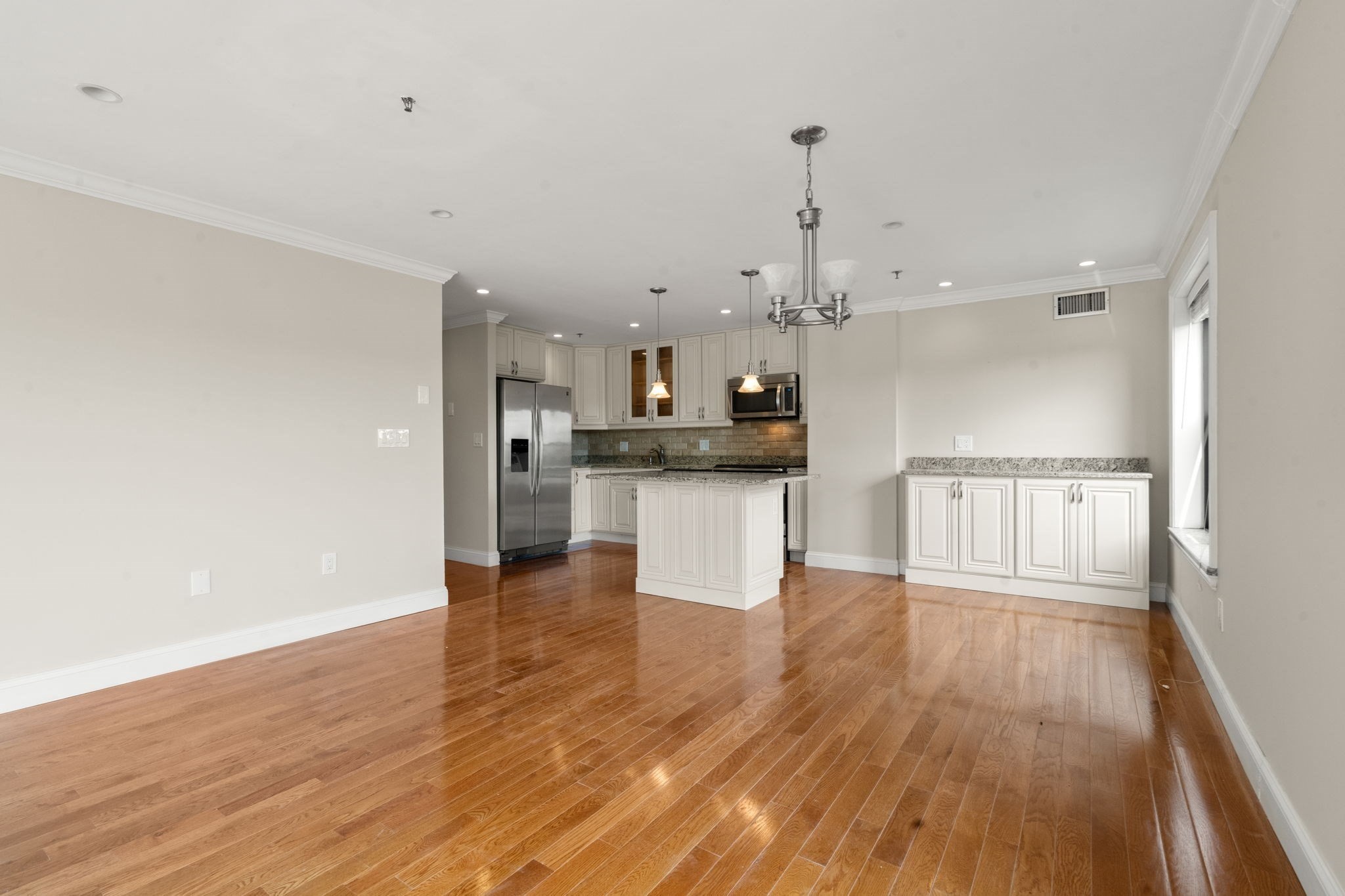 16 Harcourt # 5g Property Photo 23