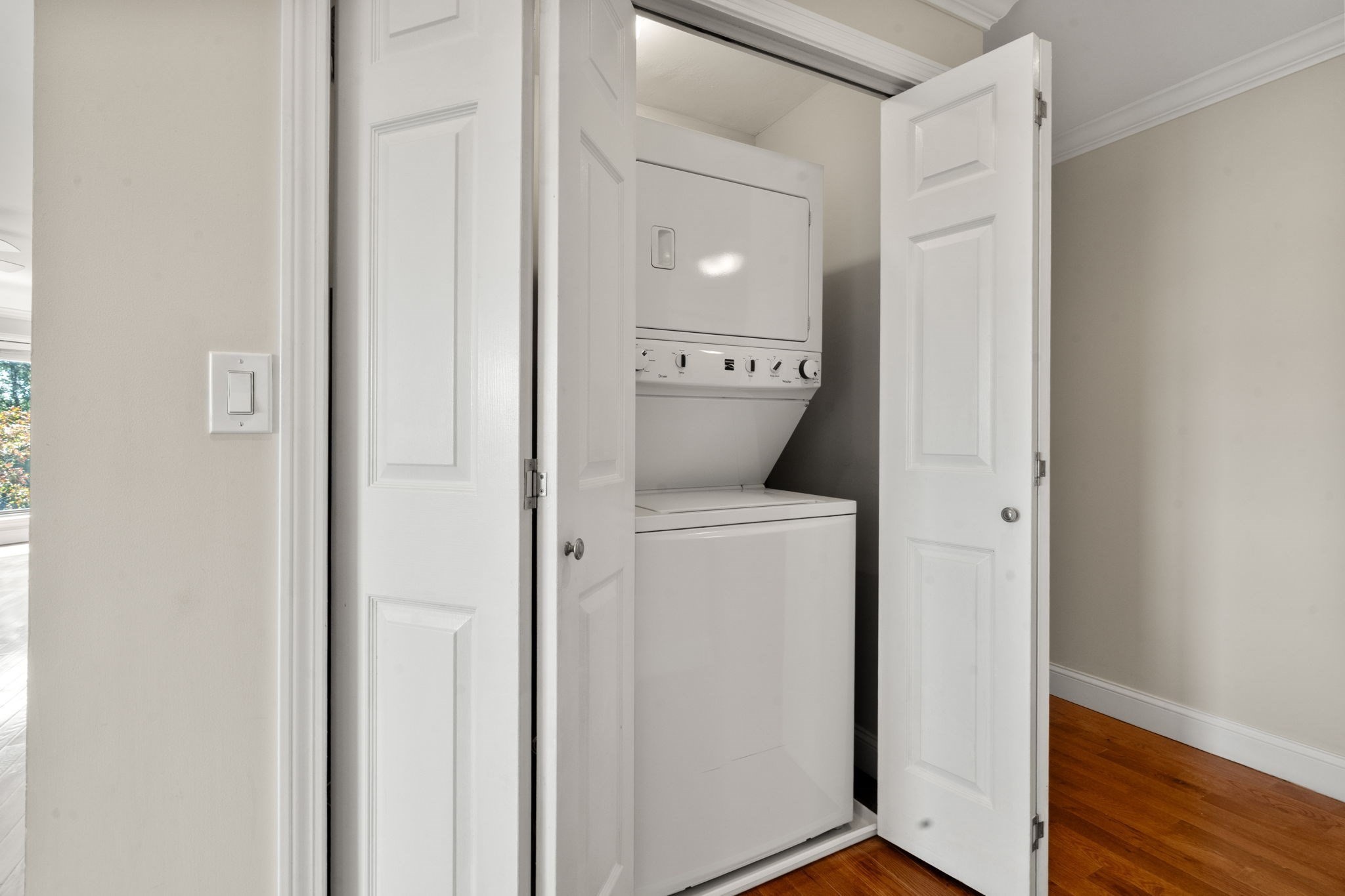 16 Harcourt # 5g Property Photo 33