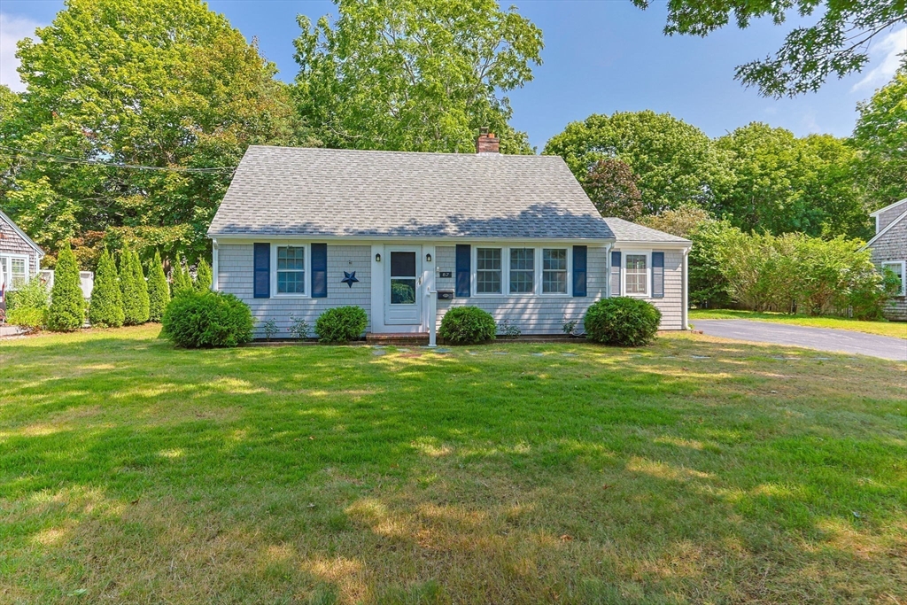 87 Vidal Ave Property Photo 3