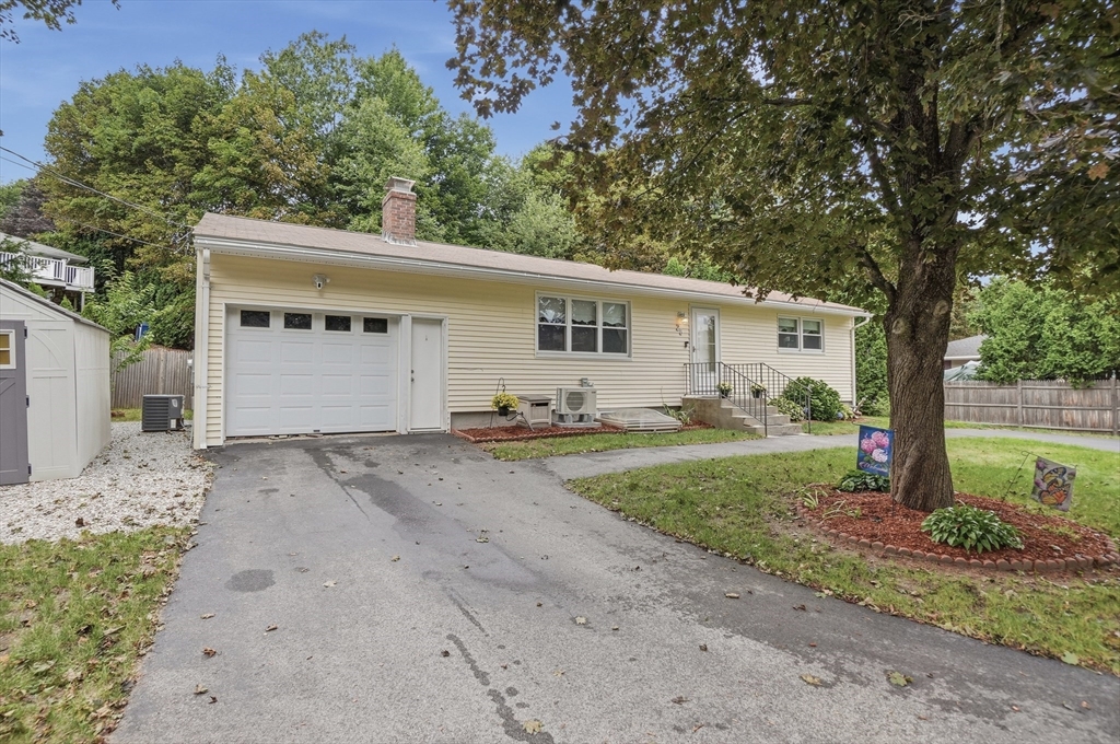 28 Cumberland Drive Property Photo 2