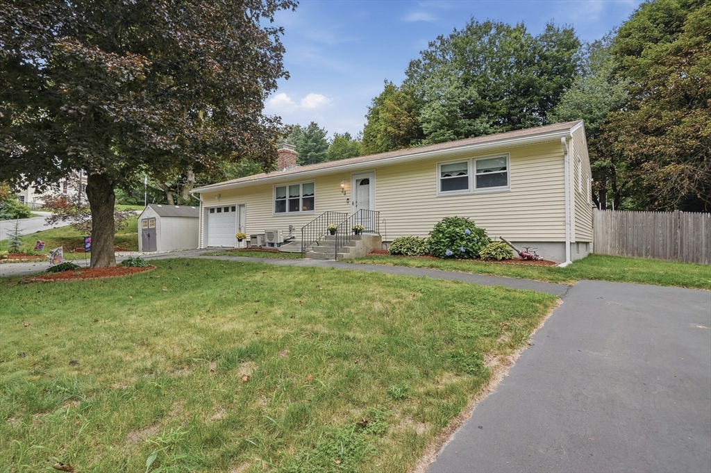 28 Cumberland Drive Property Photo 3