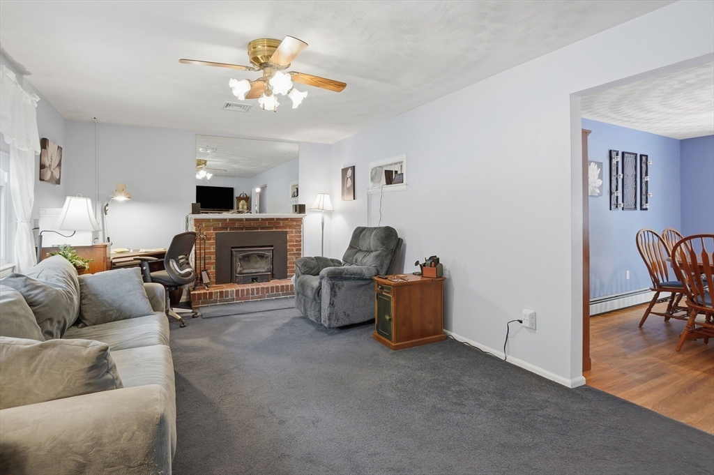 28 Cumberland Drive Property Photo 4